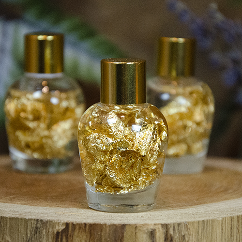 Sparkling Gold Flakes at Dreaming Goddess in Poughkeepsie, NY
